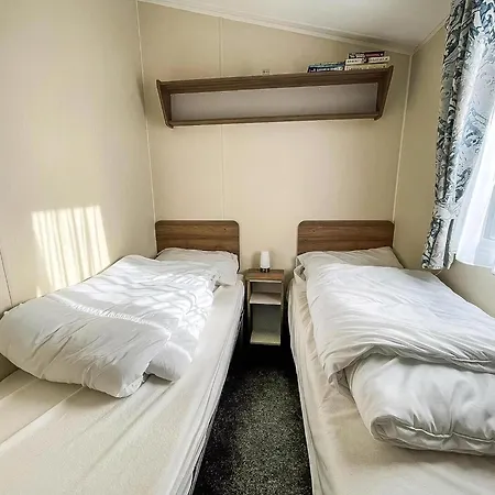 Lovely 6 Berth, Dog Friendly Caravan For Hire In Norfolk Ref 50011Ae Great Yarmouth Esterno foto